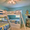 Отель Galveston Family Getaway, 1 Block to Beach!, фото 12