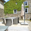 Отель Cozy Holiday Home in Bièvre with Hot Tub, фото 1