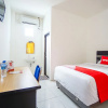 Отель Edward Residence Malalayang by OYO Rooms, фото 15