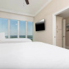 Отель Phoenix Gulf Towers 2201 4 Bedroom Condo, фото 3