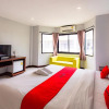 Отель RedDoorz @ DJ Guesthouse Hua Hin 23, фото 22