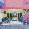 Отель OYO 91833 Hotel Anggrek Daqu Syariah Kapuas, фото 18