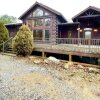 Отель A true log cabin with 360 degree mountain views - Pet and Motorcycle friendly! 5 Bedroom Cabin by Re в Теллико-Плейнсе