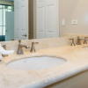 Отель Comfort is all at This 3 bed - Ground Floors Unit, фото 9