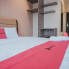 Отель RedDoorz Plus near Ferry Terminal Batam Center, фото 4