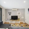 Отель Modern Apartments in Bayswater Central London WiFi & Aircon - by City Stay London в Лондоне