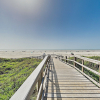 Отель Remodeled Gulf-front Getaway W/ 2 Pools & Tennis 1 Bedroom Condo, фото 21