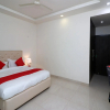 Отель OYO 23221 Amigos Suites, фото 3