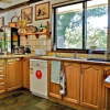 Отель Wombats Bed & Breakfast - Apartments, фото 13