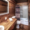 Отель Big Bear 3 Bedrooms Stone Fireplace Midtown Sleeps 10, фото 7