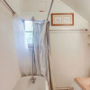 Отель Historic Lakeside Marblehead Cottage: Walk to Lake, фото 17