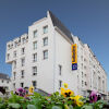 Отель Hôtel balladins Eaubonne в Обоне