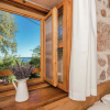 Отель Cozy Holiday Home With Garden in Starigrad, фото 7