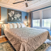 Отель Cozy Wooded Retreat: 2 Mi to Dtwn Brevard!, фото 3