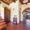 Отель Villa Fratta, sleeps 14 villa with private pool, AC and Wi-Fi close to Cortona-Villa Fratta, фото 45