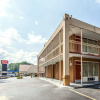 Отель Econo Lodge Cleveland, фото 1