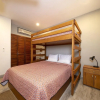 Отель Newly Remodeled Ground-floor Unit in Flamingo in Front of Beach, фото 14