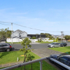 Отель Renovated Takapuna 2BR Apt - Parking, фото 15