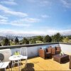 Отель Rooftop Patio with Waterview, Private Garden & Grill 3BR 3BA, фото 25