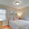 Отель Ann Arbor Home w/ Deck, 2 Mi to Michigan Stadium!, фото 6