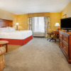 Отель Holiday Inn Express & Suites Bloomington, an IHG Hotel, фото 4