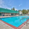 Отель Mv50 Grand Lodge Lake Tahoe With Game Room Hot, фото 34