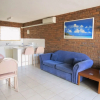 Отель Chapman Court Holiday Units, фото 5