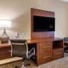 Отель Comfort Suites, фото 7
