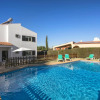Отель Casa Mestre, Vilamoura 3 Bedroom Villa With Private d Pool Air Con Free Wifi, фото 10