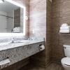 Отель Holiday Inn Express & Suites New Martinsville, an IHG Hotel, фото 10