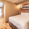 Отель Banff Ptarmigan Inn, фото 6