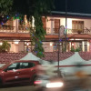 Отель Shalom Guest House....Spacious room for 3 guests, фото 1