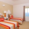 Отель Book With Confidence Relaxed Cancellation Policy - Seafront Swim-up Bar Wifi, фото 7