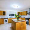 Отель Woburn Villa Apartments, фото 18