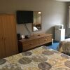 Отель SureStay Hotel by Best Western Higginsville, фото 19