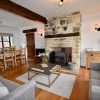 Отель Tithe is a Stunning Barn Conversion Close to Ryde Sleeps 6, фото 15