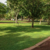 Отель Ivanhoe Village Caravan Resort, фото 6