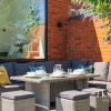 Отель The Aston - Superbly Equipped 4 Bedroom Townhouse, фото 13