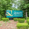 Отель Quality Inn & Suites Kansas City I-435N Near Sports Complex в Канзасе-Сити