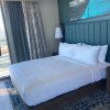 Отель Embassy Suites by Hilton Virginia Beach Oceanfront Resort, фото 4