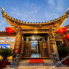 Отель Famous Families Inn Lijiang, фото 4