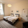 Отель The Kingswood Hotel, фото 1
