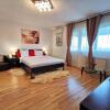 Отель Studio 37 RedBed Self Catering Apartments, фото 4