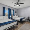 Отель Retreat to a Brand-new Downtown Home 4br/3ba!, фото 2