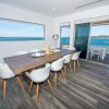 Отель Bluewater Splendour - the Ultimate Beach Home, фото 10