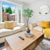 Отель Cute Modern Mews Home in Oldbury, фото 13
