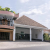 Отель OYO 1412 Hotel Prayogo III Near RS Pratama Yogyakarta, фото 1