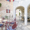 Отель Villa Gaia Syros | 1800's Stone Building, фото 42