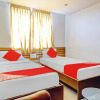 Отель OYO 79381 Dm Residency, фото 3