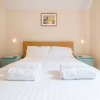 Отель Spacious Canal side Apartment With Free Parking, фото 11